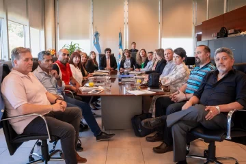 paritariadocentediciembre1-360x240