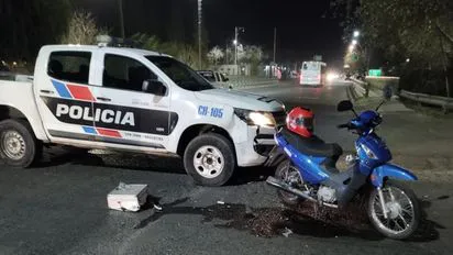 choque-camioneta-policia-moto-circunvalacion-moto-1jpeg