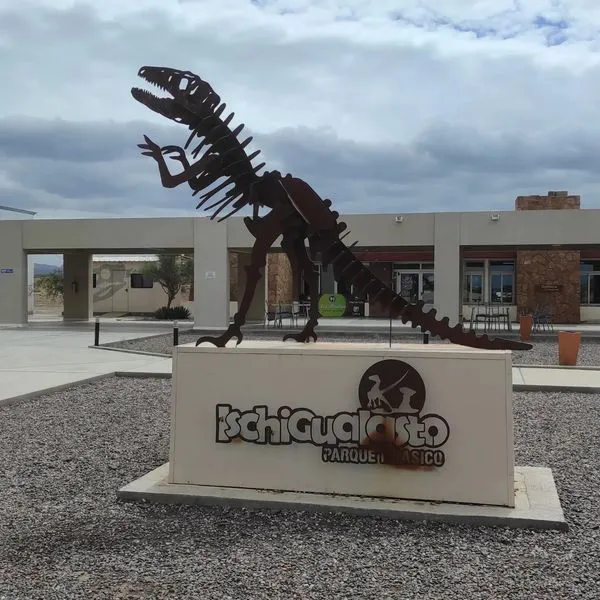 428190696_10227522888156451_7456876458546164319_n