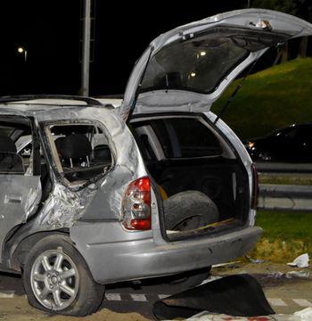 Joven Volco En Su Auto Y Producto Del Accidente Perdio Un Brazo