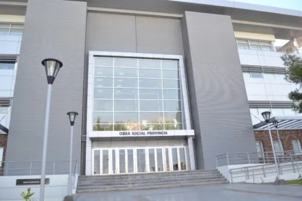 338565w440h293c.jpg (1)