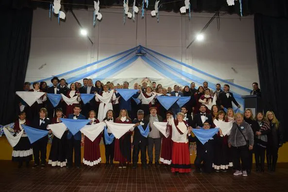 443860599_862475295907428_5432620365622144708_n