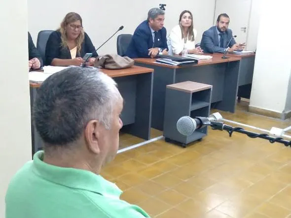 dcc010323-009f08_crop1677624042635