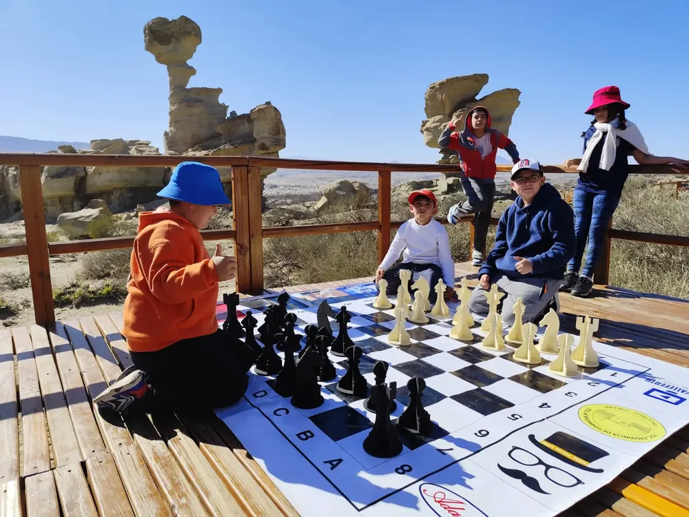 99a40e18-90f6-40c8-aebc-4e507508066b