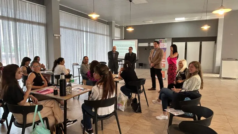 684ae2231e1d147a14c166fcd4c8ed6c_L