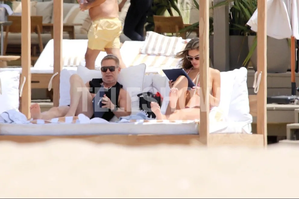 PMND774NSNBW7GF3SKRYPRZ2VI