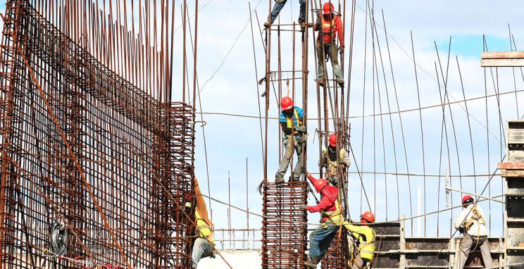 trabajadores-construccion-unsplash_1