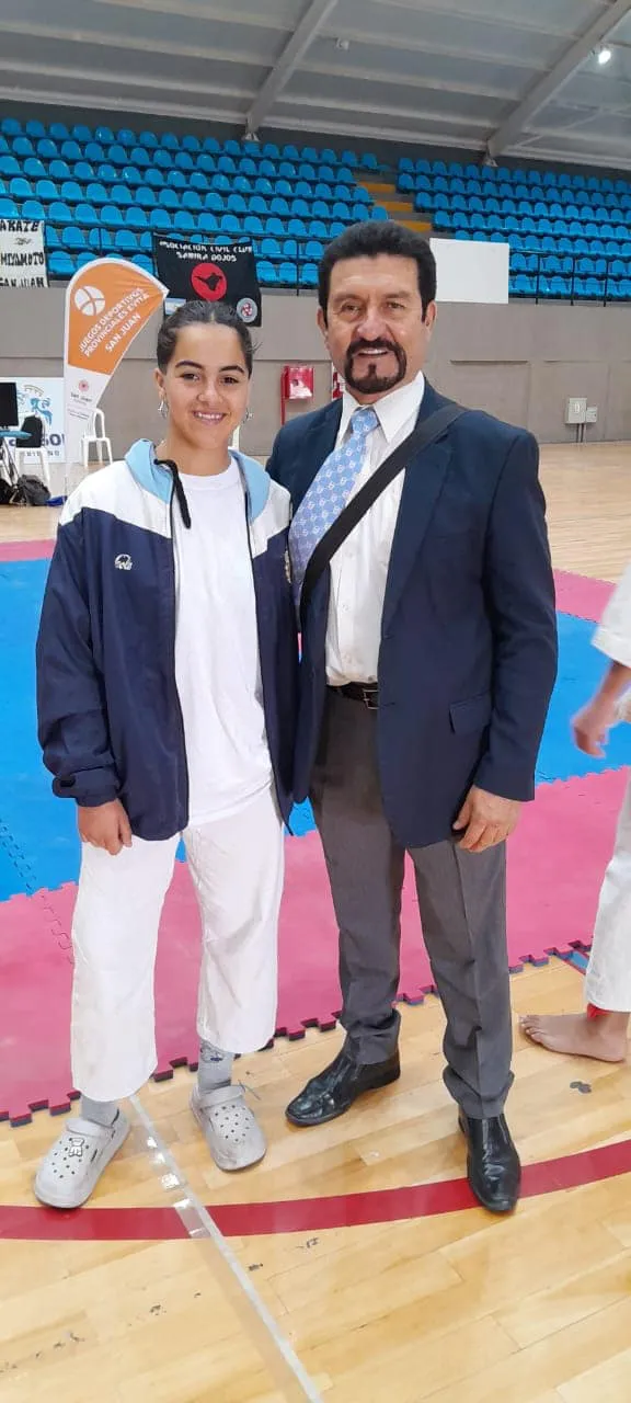 463966887_963735375781419_6163490467214328494_n