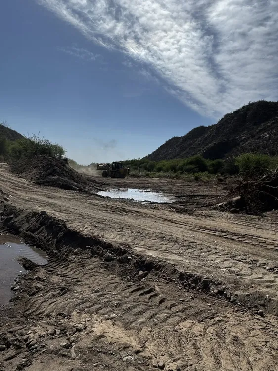 559932946_10238206498930959_7832203945823983222_n