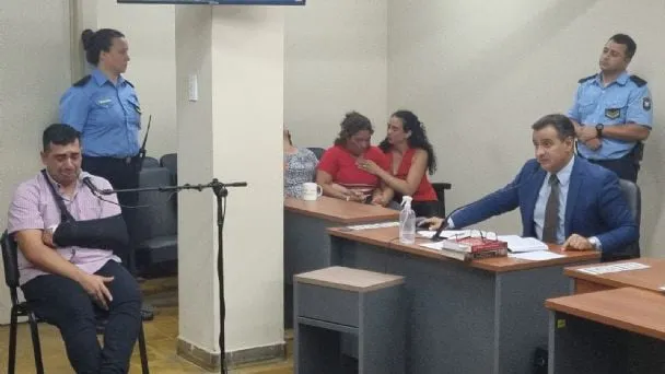 f608x342-365051_394774_31