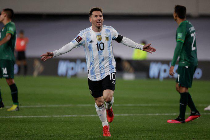 Messi-ante-Bolivia