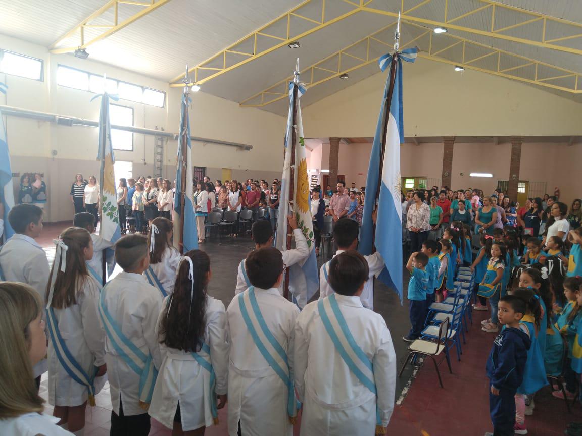abanderados-escuela-primaria