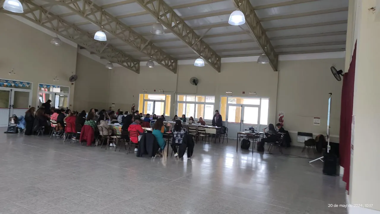 8c5abcc1-94b2-4b53-a2ae-390ce917b3f4