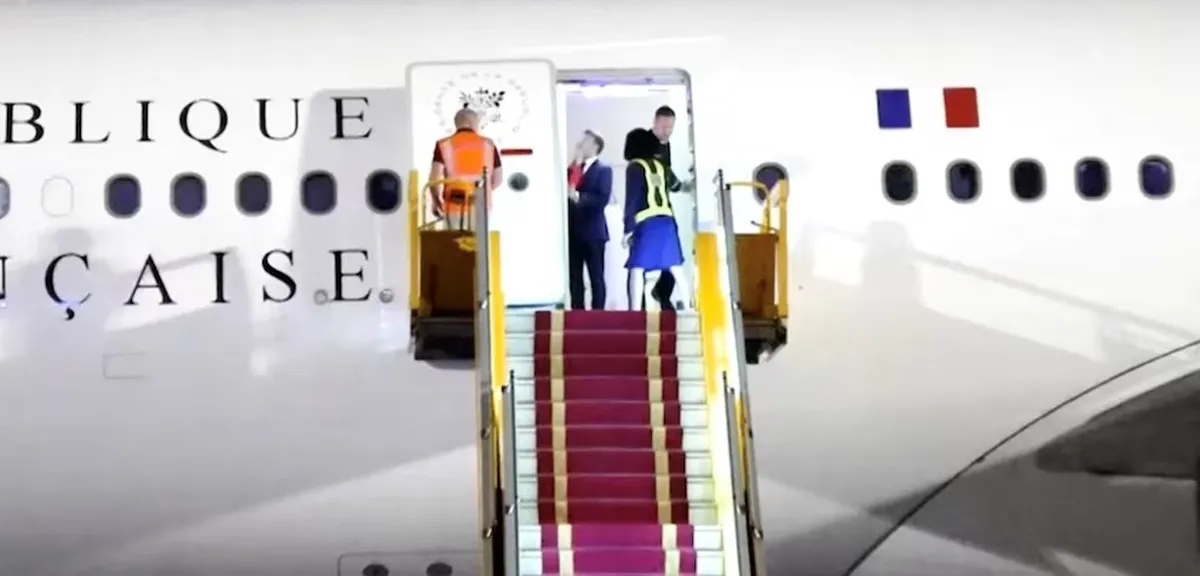 macronjpg