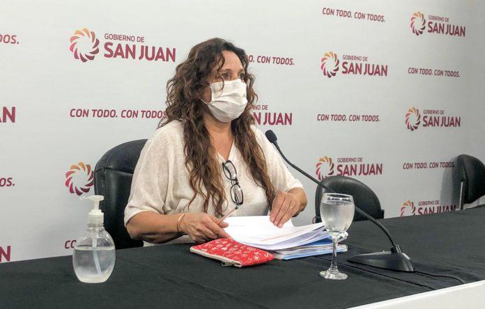 Monica-Jofre-1-696x444