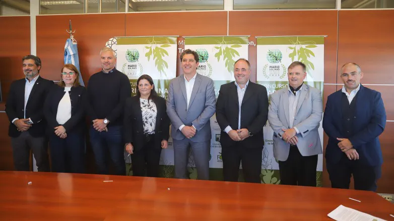 391c584cede432d87624461e159ab240_L