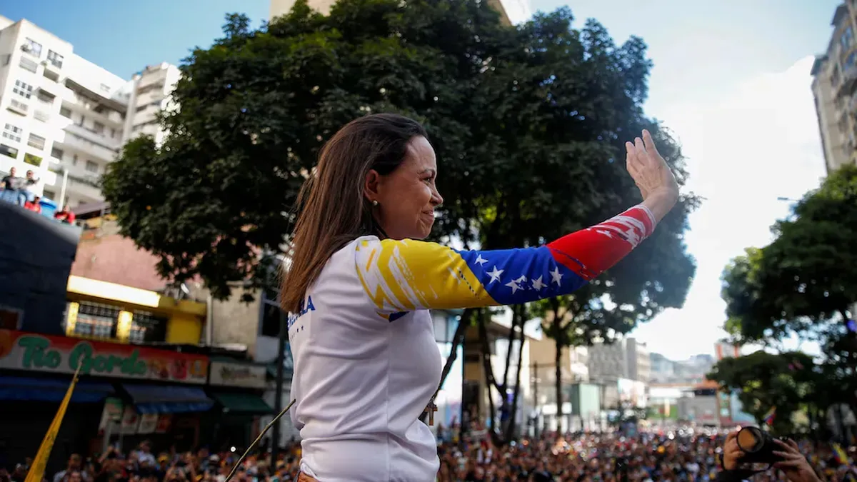 corina-machado-marchaavifwebp