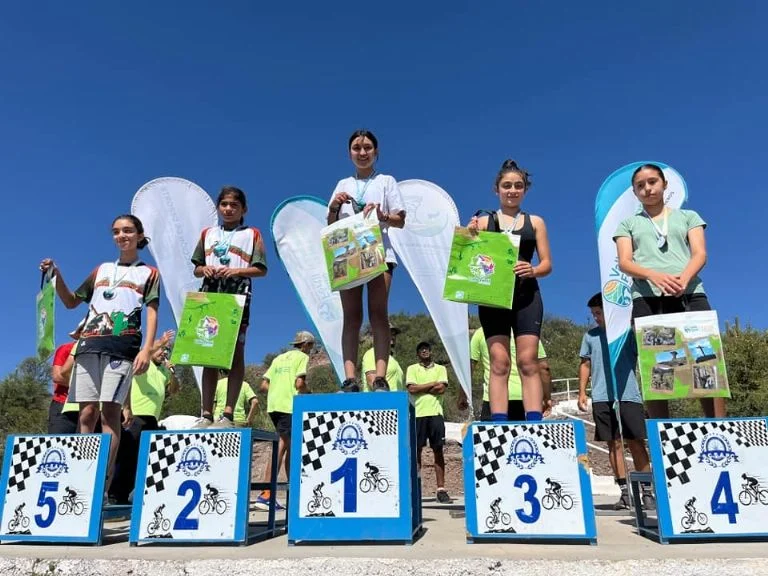 f768x576-395757_458970_5050