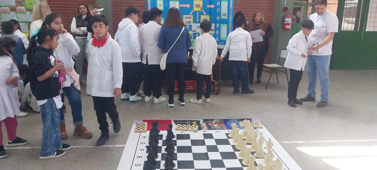 1dfa9d8e-3d49-4b13-a8f5-b6a9e3525efd