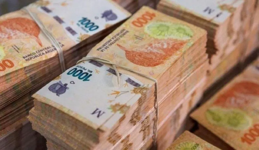 20231226093859_pesos