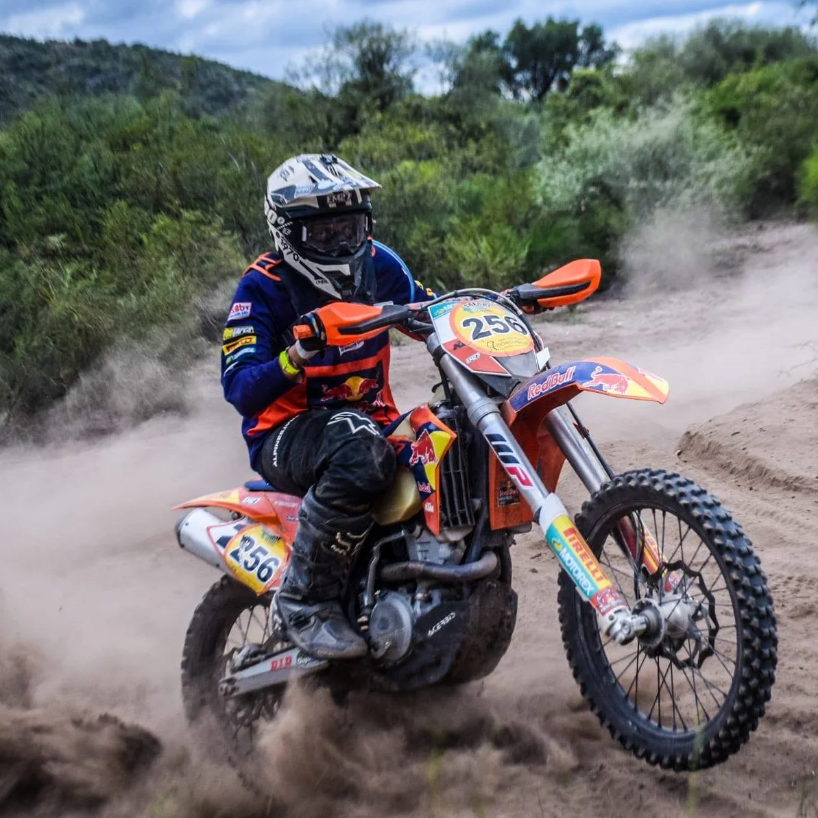 629215189_1334112548743698_3302283740761714275_n