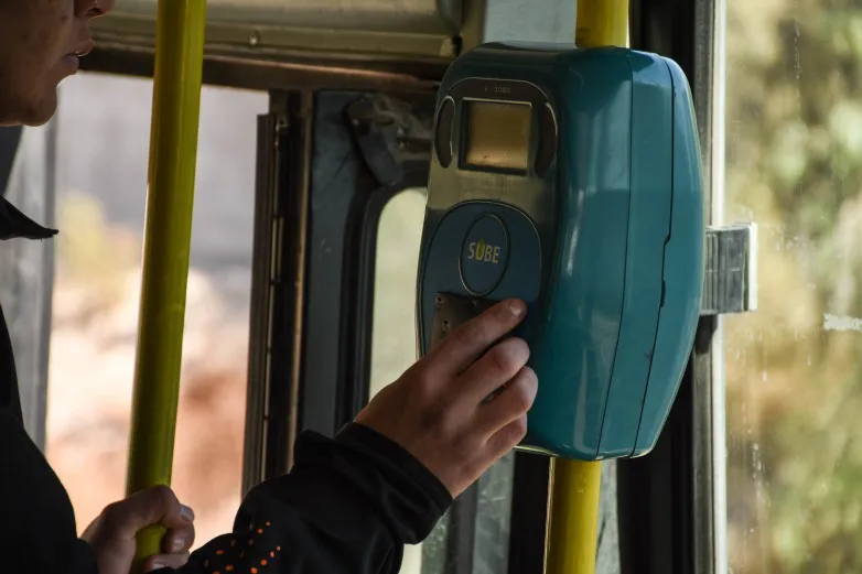 7d6debb4a9a0947e02168e3411012761_L