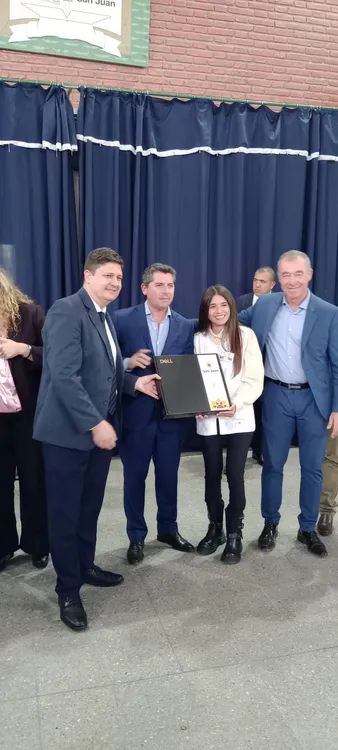 167c7c59-52d8-491a-9f9c-8b55ed7bda1f