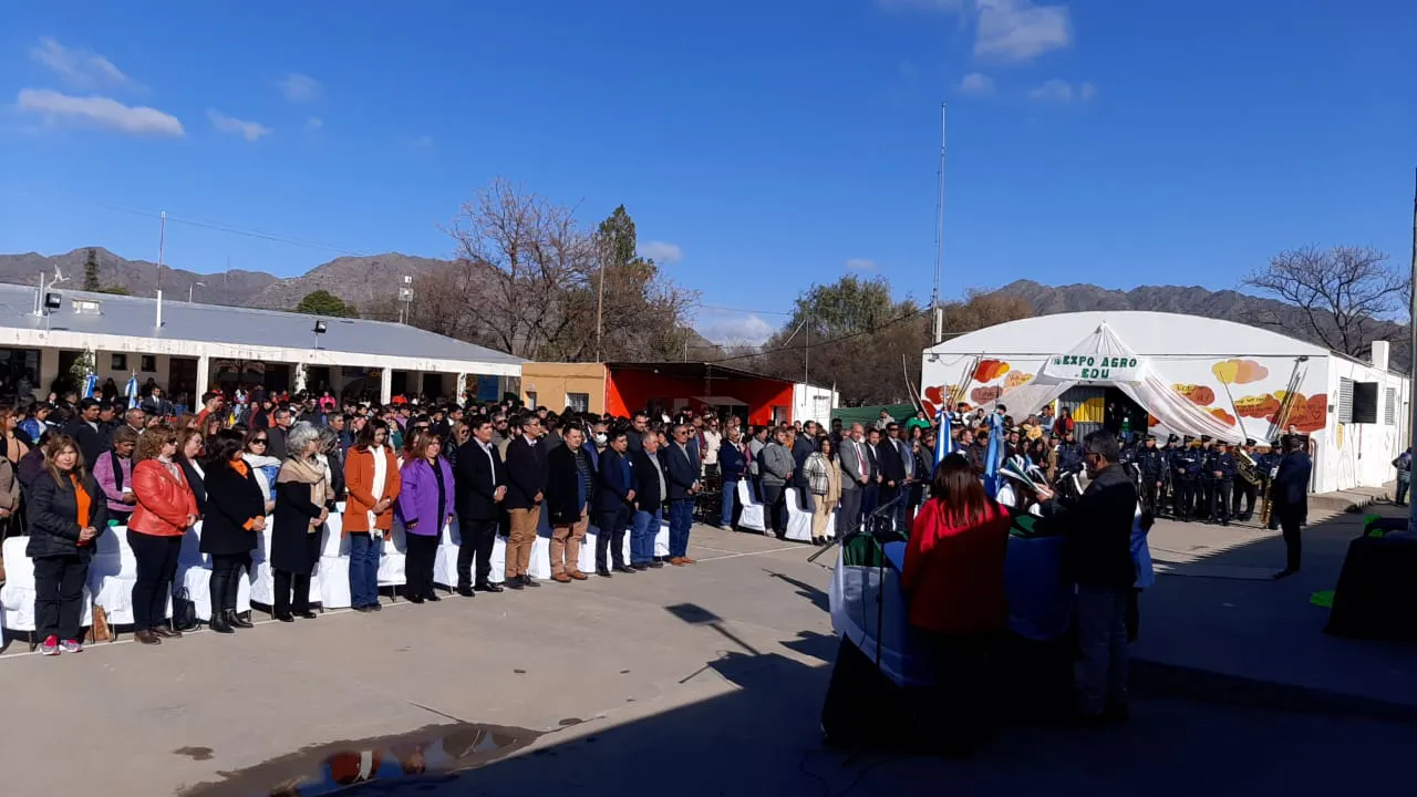 49c1b346-a494-43f8-a32f-24e2fde2b597