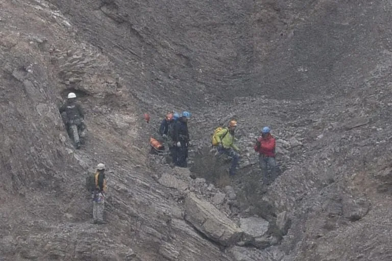 f768x1-374608_374735_5050