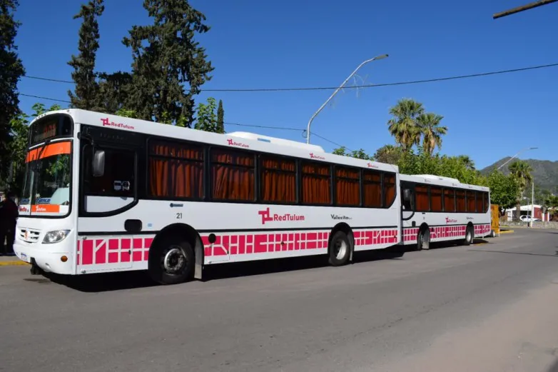 multimedia.normal.adea0f91a85ae497.bMOtbmVhIDgwMiBkZSBWYWxsZSBGw6lydGlsIHJlZCB0dV9ub3JtYWwud2VicA==