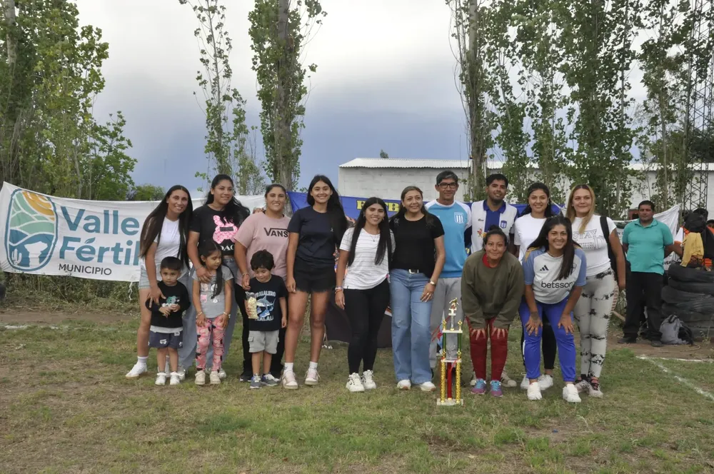 596208724_1285280516960235_1876038880012580163_n