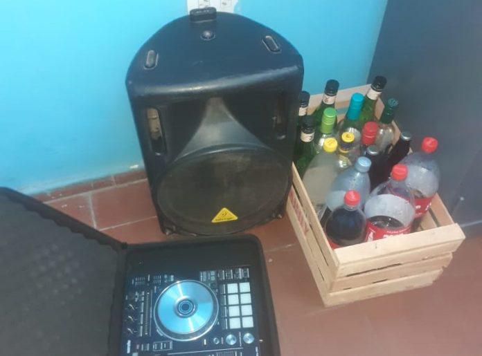 Fiesta-clandestina-Achem-2-696x515