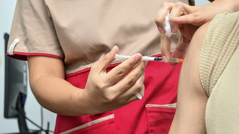 42b3a32a85a4a6c03d8055984c0fff64_L