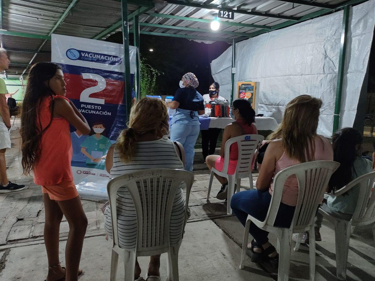 vacunacion-nocturnajpeg