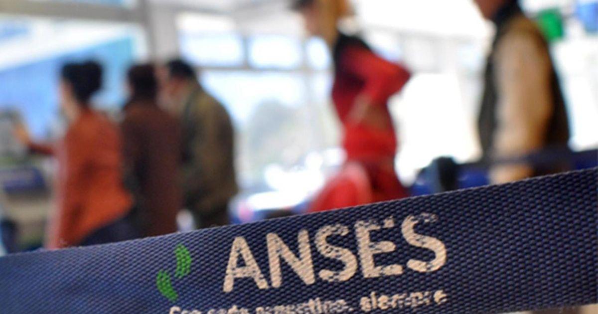 anses-1920-1_crop1567169156326_crop1569536665175_crop1586625809328.jpg_673822677