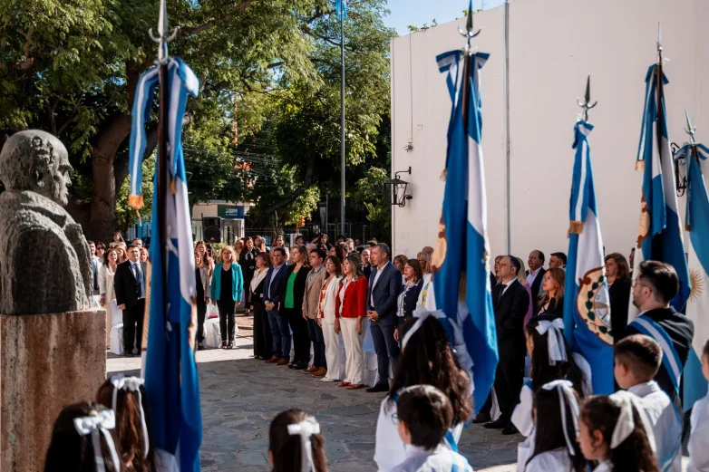 8b966ef61f061a3cc269a52ac44945e5_L