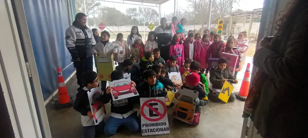 e05f53ca-cc4c-443d-a8c2-bdb080bc9a0e