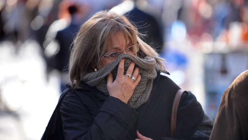 b90a15bad57ed49bf9641b774587d561_XL