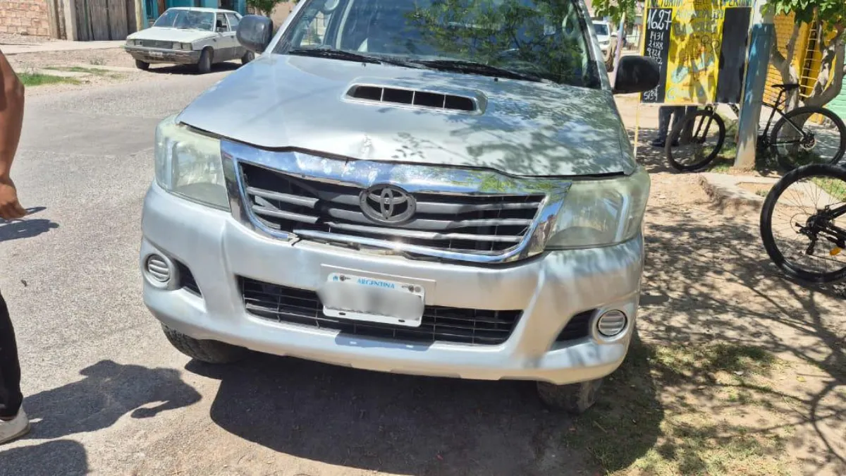 accidente-camioneta-nena-campo-afuera-albardon