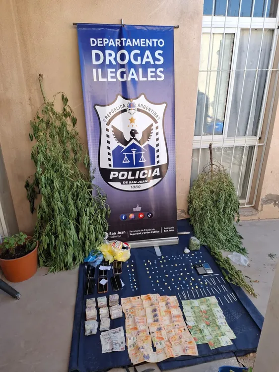 fde51294-4090-4602-9a2b-7721df87400f (1)