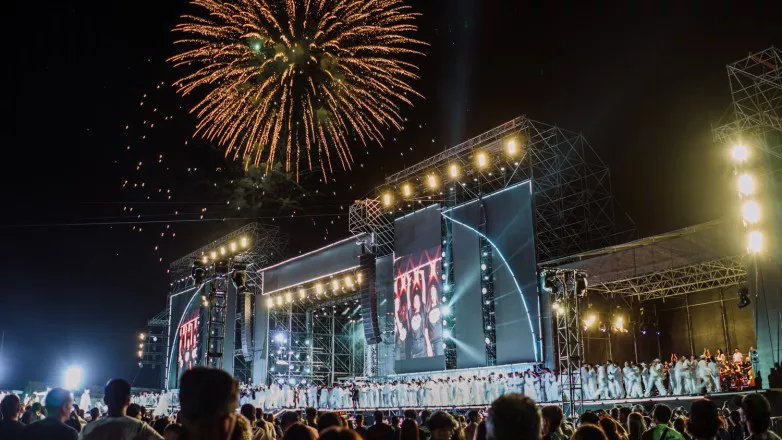 e3be2b65b2488529c86d053b28424767_L