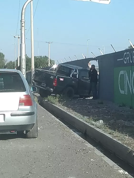 camioneta-dosjfif