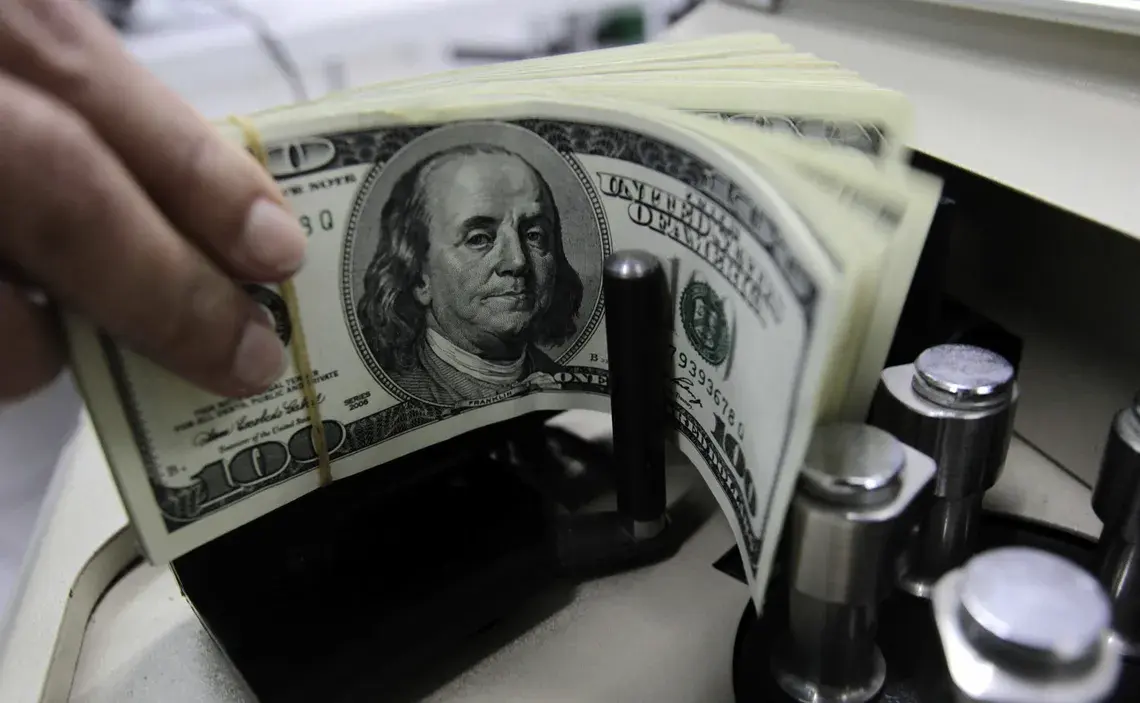 el-bcra-quedo-habilitado-intervenir-e-inyecto-53-millones-dolares-al-cotizar-el-borde-superior-la-banda