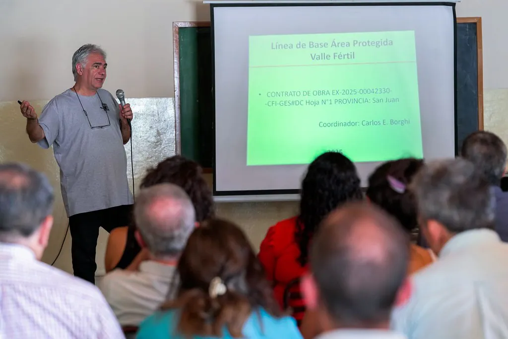 54999459585_4545a16f3f_b