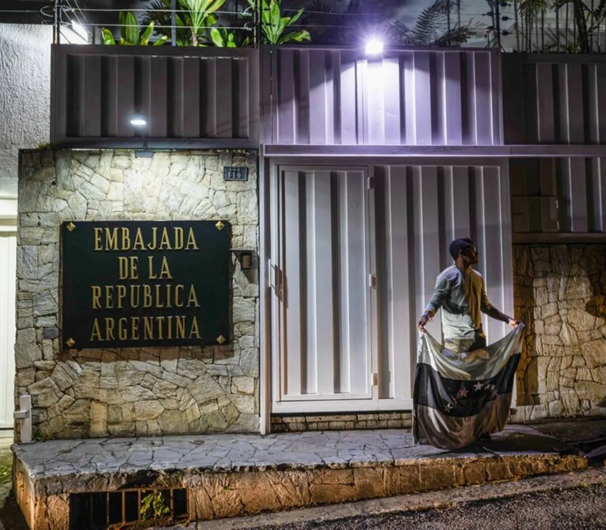 861183-860569-whatsapp-20image-202024-07-30-20at-204-02-39-20pm_0