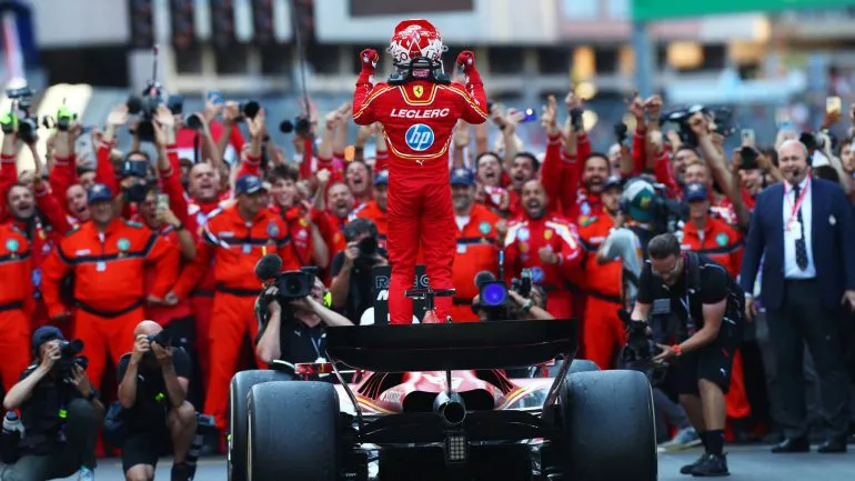 Formula-1-Leclerc-se-hizo-fuerte-como-local-y-gano-el-Gran-Premio-de-Monaco-770x433