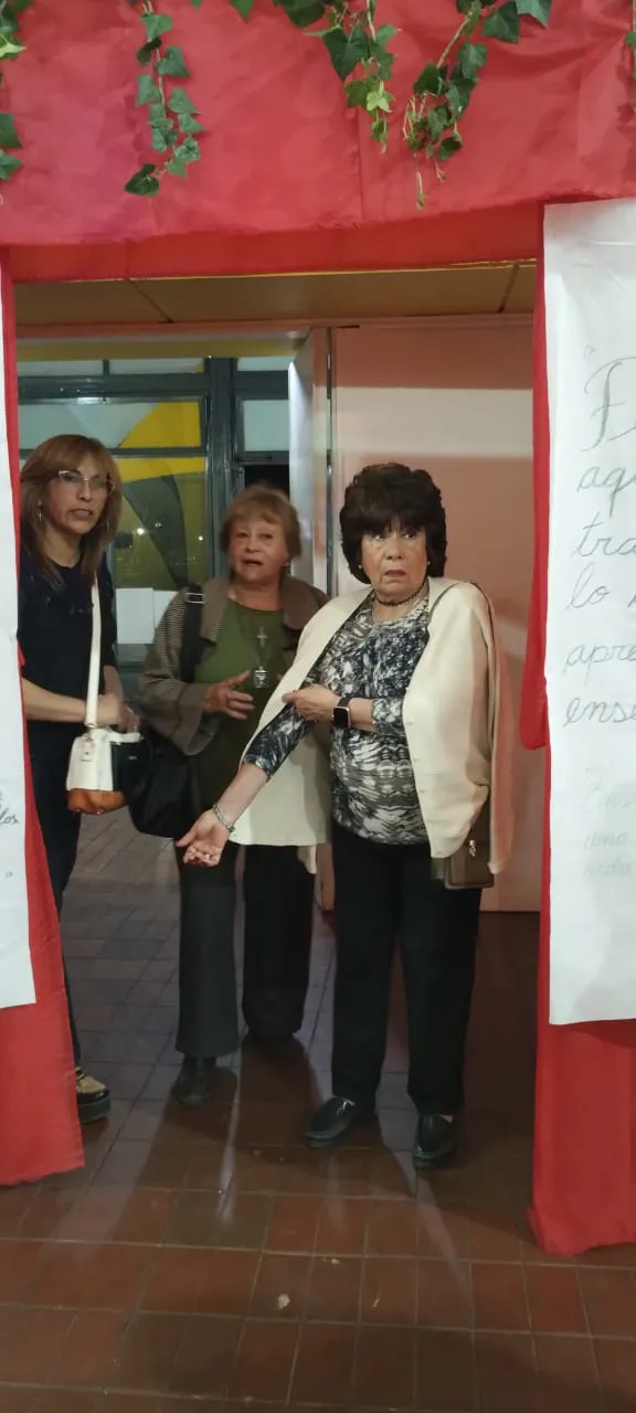 d5bafeb3-4ecc-45b2-a9f1-7b6a3bda0717