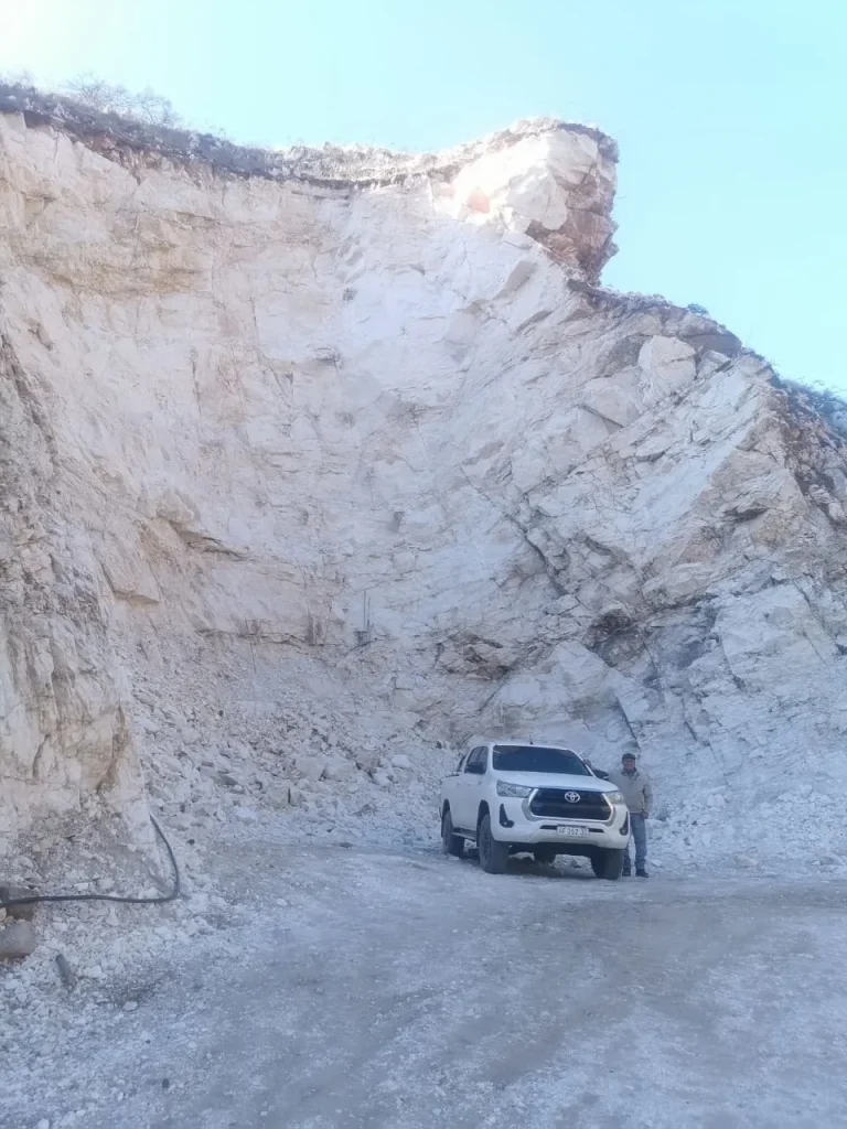 SIERRA-MINERA-768x1024