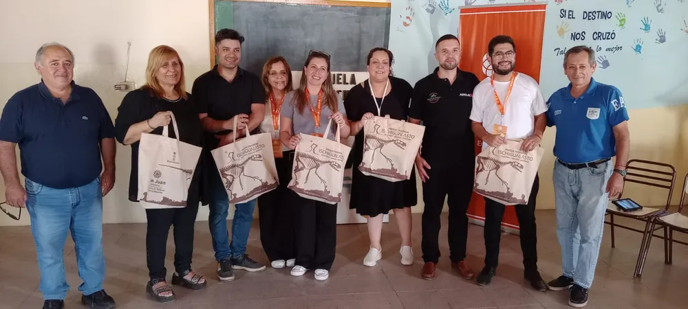 a76f2a15-23cd-493b-8588-9594e8842217