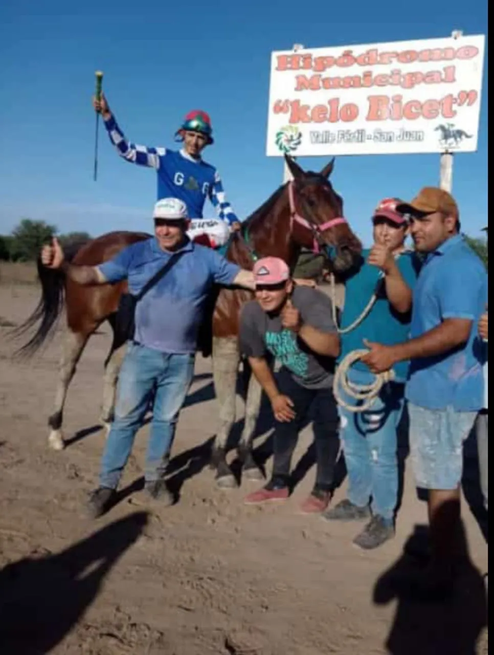 4fe523ff-6ceb-40cd-b27e-29948db5fd1f